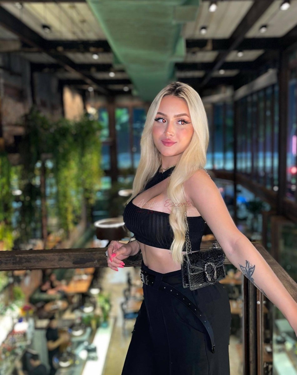 escort girl only WhatsApp