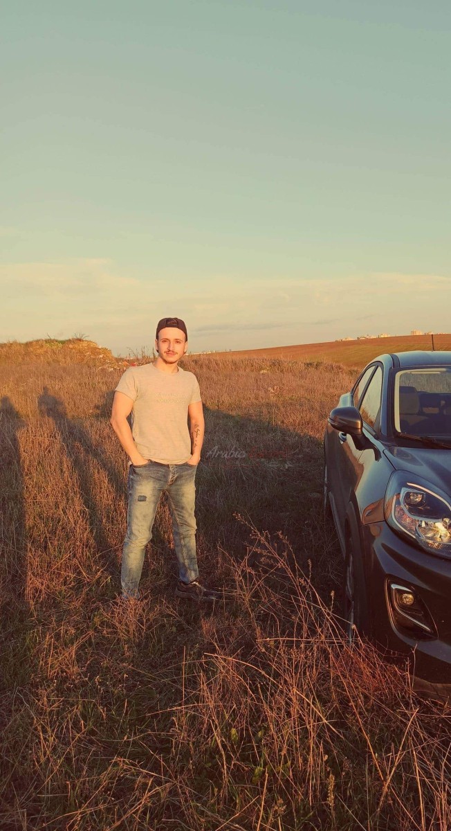 ISTANBUL MALE ESCORT